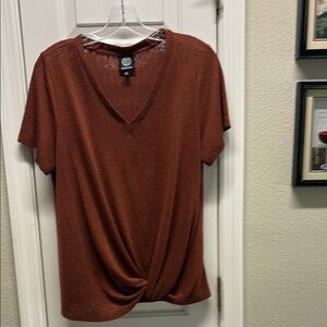 Bobeau Brown Short Sleeve Tie Front Tee